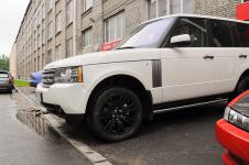 Range Rover - покраска дисков в черный цвет