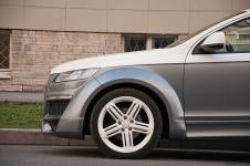 матовый Audi Q7 аэрокитом PPI