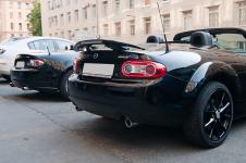 110630_mazda-mx-5-black_029_1.jpg