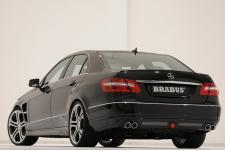 2009-brabus-mercedes-benz-e-class-rear-angle-1280x960.jpg