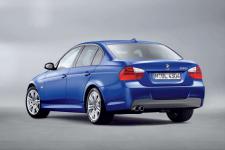 bmw-330i_m-package_2005_800x600_wallpaper_02.jpg