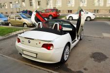 BMW Z4 Cabrio вертикальные двери