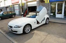 BMW Z4 Cabrio - LSD комплект вертикального открытия дверей