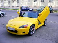 Honda S2000 двери с вертикальным открытием